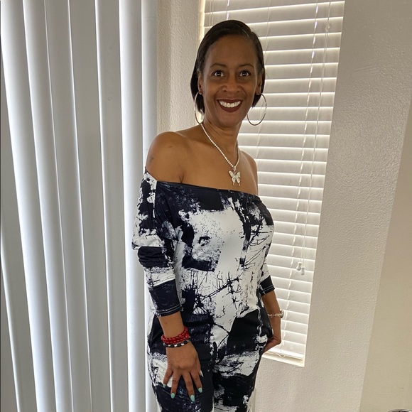 Off the shoulder jumpsuit - Picture 1 of 5